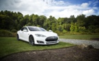 Tesla fractionne son action